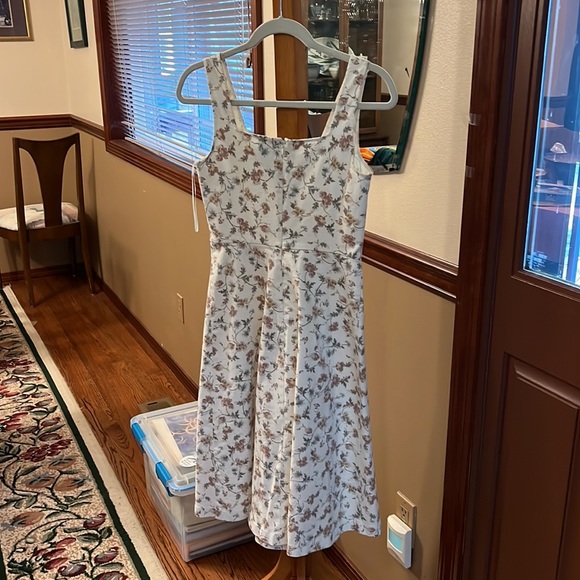 CeCe white floral denim dress over the knee. Great condition. - Picture 3 of 6